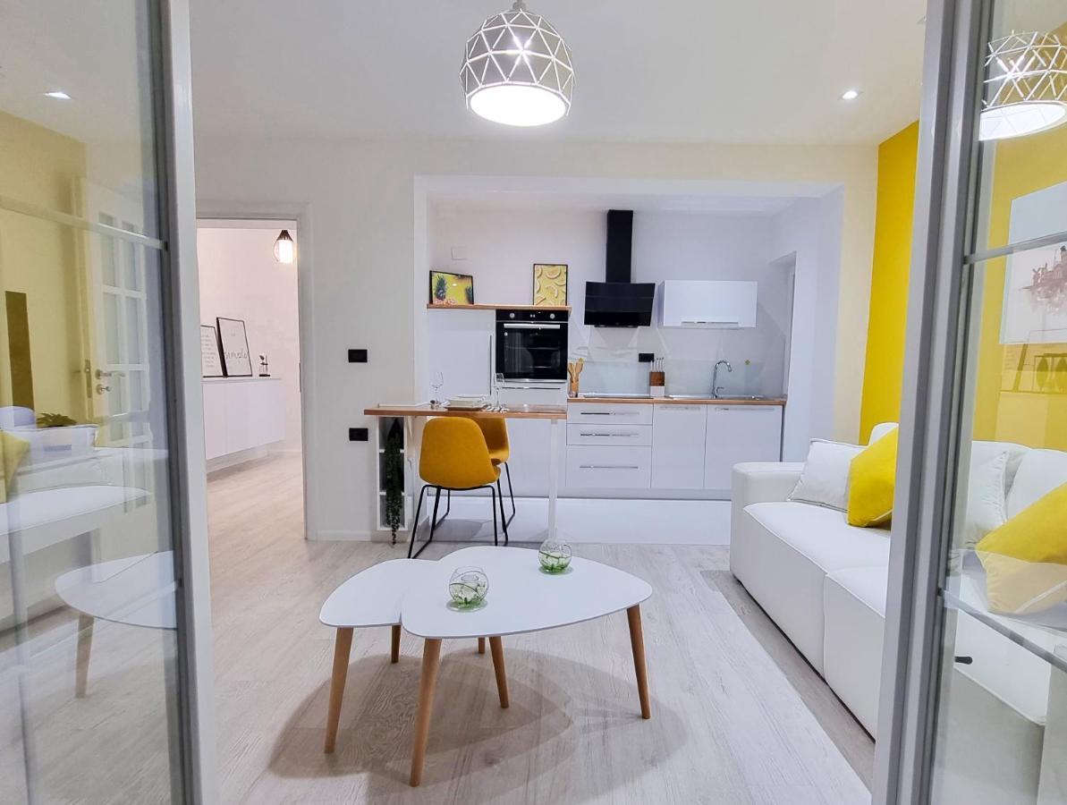 'The Yellow' Condo Berat Extérieur photo